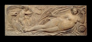 Ninfa e pequenos génios cavalgam num cavalo marinho; Ninfa e Tritão rodeados por dois pequenos génios. Baixo relevo. Escultura em pedra de Jean Goujon (1510-1567)