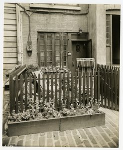 75 Bedford St "casa mais estreita", Greenwich Village, Nova Iorque, EUA de Jessie Tarbox Beals