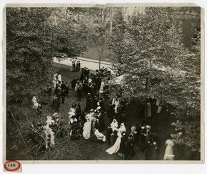 Columbia Lawn fete - Vista geral de Jessie Tarbox Beals