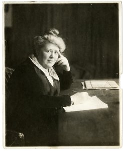 Jane Martin, anunciante, c.1905-20 (foto em prata gelatina) de Jessie Tarbox Beals