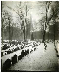 Old Granary Burying Ground Boston, USA, c.1902-10 (foto em prata gelatina) de Jessie Tarbox Beals