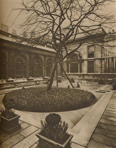 Uma inspiração arquitetônica: The Garden Court no Banco da Inglaterra, c1935. de Joel