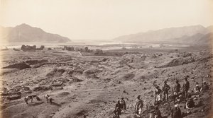 Desfiladeiro do Rio Garganta acima de Lalpura olhando para Bassaule, c.1878 (foto) de Johann Hulsman