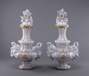Par de vasos do serviço «Swan» de Johann Joachim Kändler