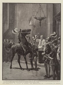 A corrida de cavalos, ou Palio, em Sienna, a bênção de um concorrente na igreja