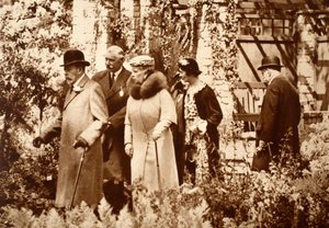 Rei George e Rainha Maria no Chelsea Flower Show, década de 1930