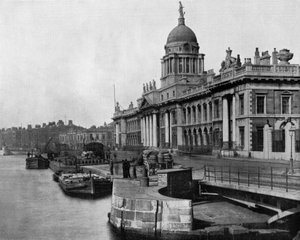 A alfândega em Dublin (Irlanda) abriu em 1791 (foto a p/b) de John Lawson Stoddard