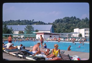 Homowack Hotel  Lodge, Spring Glen, Nova Iorque, EUA de John Margolies