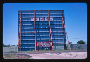 Trail Drive-In, Athens, Texas, EUA