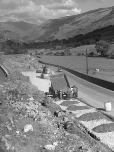 Construção de estradas perto de Thirlmere de Joseph Hardman