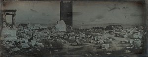 Ruínas e primeiro plano, Acrópole, Atenas, 1842. de Joseph Philibert Girault De Prangey