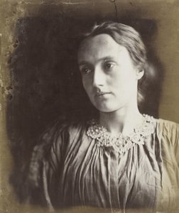 Annie Chinery Cameron, 1870-72 (impressão em prata albumina) de Julia Margaret Cameron