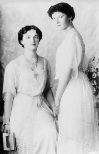 Grã-duquesa Olga e Tatiana da Rússia, década de 10