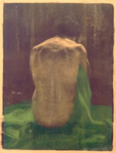 Nu traseiro feminino na toalha verde de Käthe Kollwitz