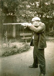 Autor russo Alexander Kuprin, Gatchina, Rússia, início do século XX.