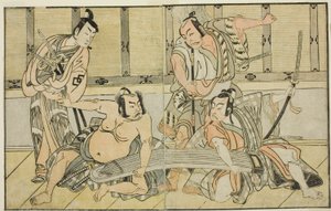 Os atores Ichikawa Yaozo II como Kujaku no Saburo, Matsumoto Koshiro II como Hata no Daizen Taketora, Nakajima Mihoemon II como Aramaki Mimishiro e Nakamura Shocho I como Ki no Tsurayuki (da direita para a esquerda), na peça Kuni no Hana Ono no Itsumoji, R de Katsukawa Shunsho