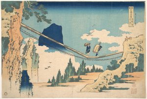 A Ponte Suspensa na Fronteira entre as Províncias de Hida e Etchū (Hietsu no sakai tsuribashi), da série «Vistas Notáveis de Pontes em Várias Províncias» (Shokoku meikyō kiran) de Katsushika Hokusai