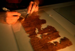 Florence Darbre, Evangelho de Judas; Codex Tchacos; Edição crítica, texto gnóstico; Genebra, 2004 (foto) de Kenneth Garrett