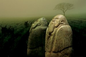 Nova luz sobre os Olmecas. 6" altura; Nefrita; Tuxtla Estatueta de xamã; com máscara de pato... de Kenneth Garrett