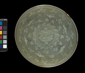 Tigela com guindastes e nuvens, c.1150-1200 (grés esmaltado celadon) de Korean School