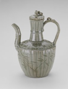 Ewer com Bambu em forma de Bambu, Fluting, e Folhas (grés com vidrado de celadon e decoração de vegetação rasteira incisa e esculpida) de Korean School