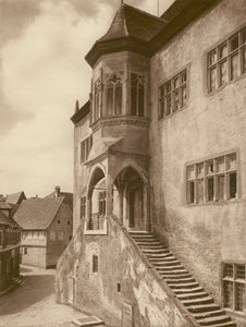 Dettelbach a Main, Rathaus; Dettelbach on the Main, Town Hall (foto p/b) de Kurt Hielscher