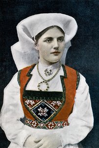 Mulher com traje nacional norueguês, c1890 de L Boulanger