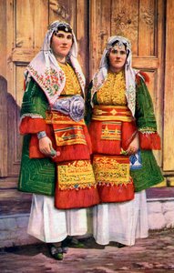 Duas mulheres gregas, 1922. de L. G. Popoff