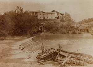 Álbum da Primeira Guerra Mundial em Friuli-Venezia Giulia: o rio Natisone em Premariacco,Udine, Itália (foto a p/b) de L. Verdiani