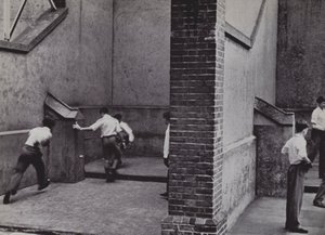 Fives, Eton (foto a p/b) de Laszlo Moholy Nagy
