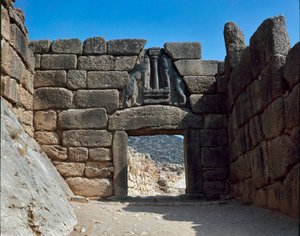 A Porta dos Leões: local da antiga cidade de Micenas, no Peloponeso (1500-1100 a.C.) Grécia