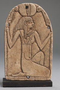 Placa de Maat (faiança) (ver também 325655, 325656 e 325658) de Late Period Egyptian