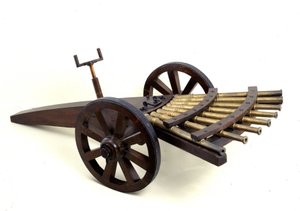 Canhão multi-cana. Modelo do desenho de Leonardo da Vinci (Leonardo da Vinci). Museu de Ciência e Tecnologia, Milão.