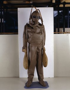 Modelo de mergulho feito a partir do modelo desenhado por Leonardo da Vinci (Leonardo da Vinci).