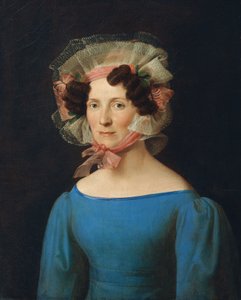 senhora de vestido azul