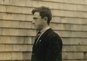 James Cooney, de 15 anos, imigrante irlandês em Fall River, Massachusetts de Lewis Wickes Hine