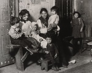 Uma casa italiana perto de Hull House de Lewis Wickes Hine