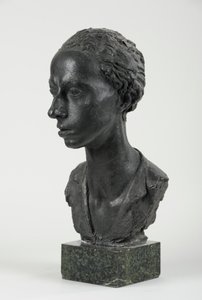Busto de Donna Maria Chiapelli, c.1932 (bronze) (ver também 440294 & 440296) de Libero Andreotti
