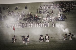 Reencenação histórica: Infantaria, cuirassiers e oficiais do exército francês no campo de batalha, Guerras Napoleónicas de Unbekannt Unbekannt