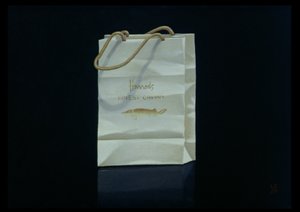 Harrods Caviar Bag, 1989 de Lincoln Seligman