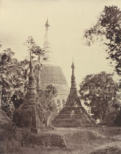 Rangoon: perto da vista do pagode Shwe Dagon