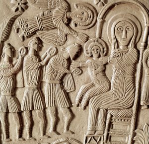 Arqueologia da Idade Média (Idade Média). Arte bárbara da Lombardia: adoração dos Magos, baixo relevo do altar do Duque Rachis. Escultura, arte lombarda, 737-744. Cividale del Friuli, Museu Chretien, tesouro da catedral.