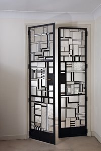 Conjunto de portas, c.1928 (vidro e ferro patinado) de Louis Barillet