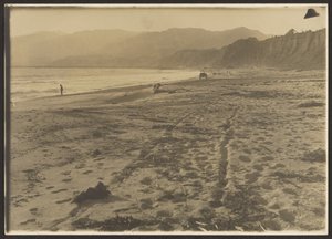 [Litoral com figuras e carro]. de Louis Fleckenstein