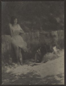 [Dançarinos no jardim, a descansar]. de Louis Fleckenstein