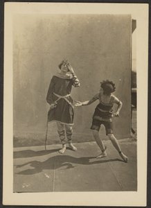 [Dançarinos no telhado]. de Louis Fleckenstein