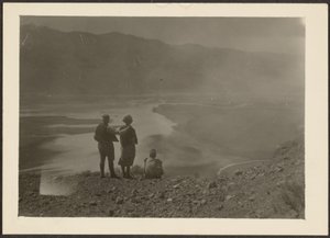 [Figuras no Desert Oasis] de Louis Fleckenstein