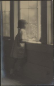 [Menina a olhar pela janela] de Louis Fleckenstein
