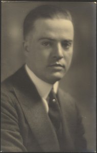 [Retrato de um homem com alfinete de gravata de pérola] de Louis Fleckenstein