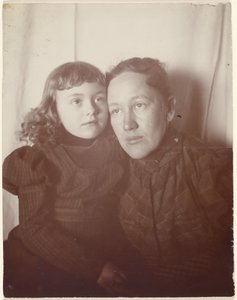 [Retrato de uma mulher e de uma menina] de Louis Fleckenstein